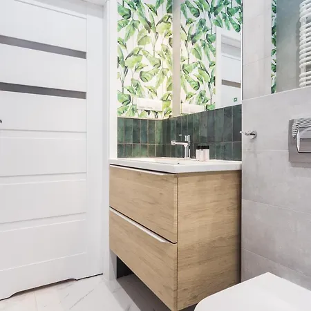 Of The Kings - Leaf Apartment Krakau