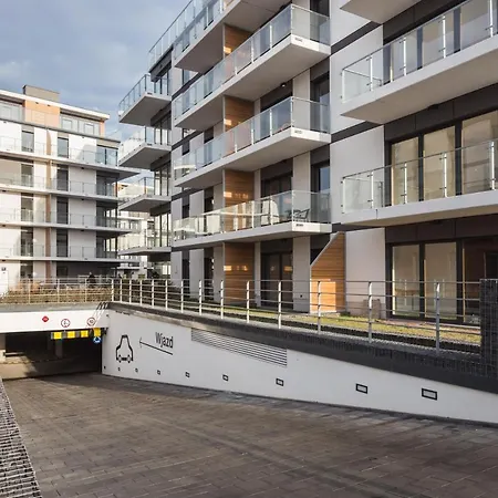 Apartament Of The Kings - Leaf