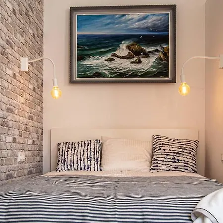 O & O Apartament *