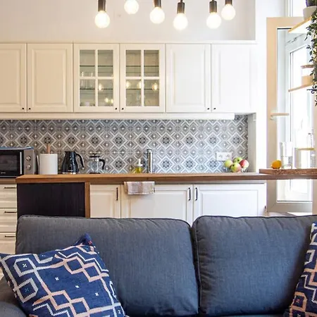 Apartament O & O