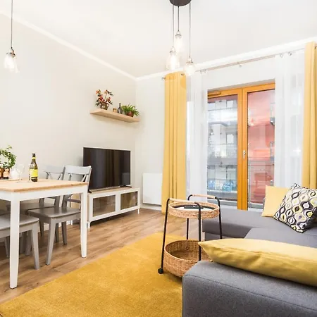 Apartament Of The Kings - Leaf