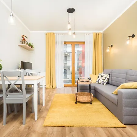 Apartament Of The Kings - Leaf