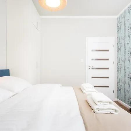 Apartament Of The Kings - Leaf *