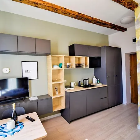 Life Apartment
