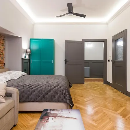 Luxury At The Main Square Tomasza Street * קרקוב