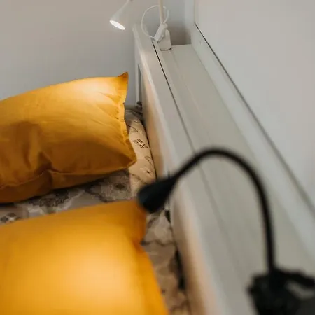 Charming Old Town & Jewish District, Quiet Neighborhood Apartment *