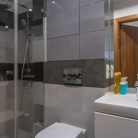 Otium Old Town Na Groblach Square Apartment