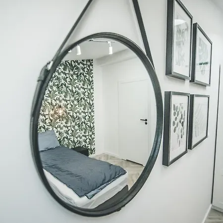 Strzelecka Floor Apartment Krakow