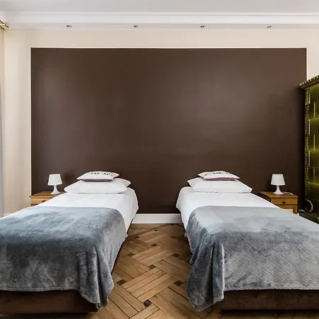 Apartmán Native Batorego 7- Bardzo Ciche I Spokojne Miejsce