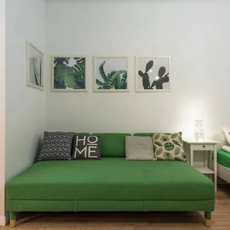 Apartment Cozy Modern In Old Town