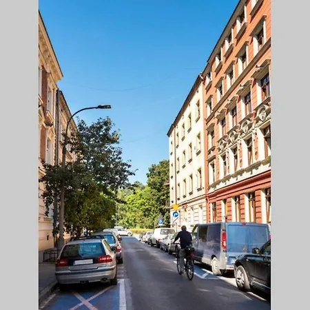 Small Folksy Kochanowskiego St