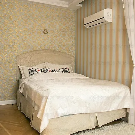 6 Pietro Apartment Krakow