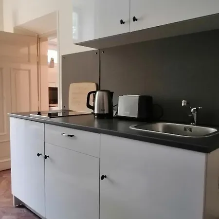 Prestige Location Pijarska Street *