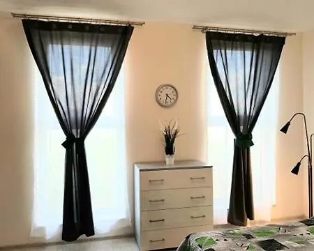 Cozy Modern Astoria Magic Grey Old Town Apartment *