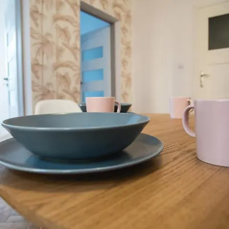 Apartament Meiselsa 3 *