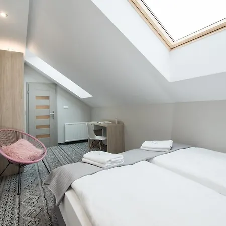 Limanowskiego 3 Apartament *