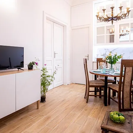 Ex Libris Apartment