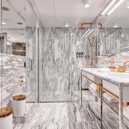 מלון H15 Luxury Palace - Destigo