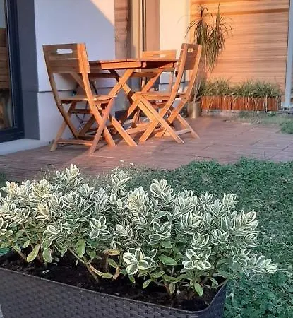 Apartament With Garden Bezplatny Parking !!! *