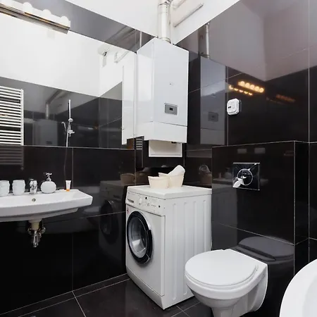Pijarska By Renters Apartament *