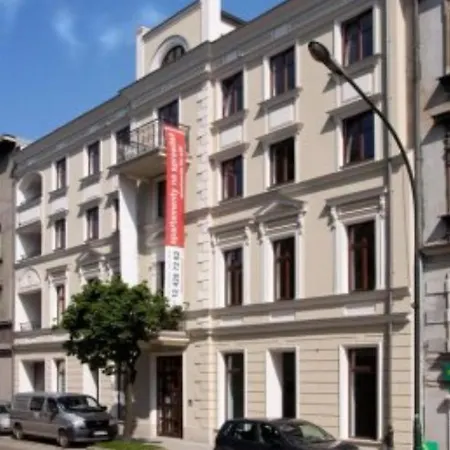 Royal Parkside Apartment