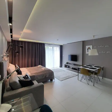 łazarza 13 Apartament *