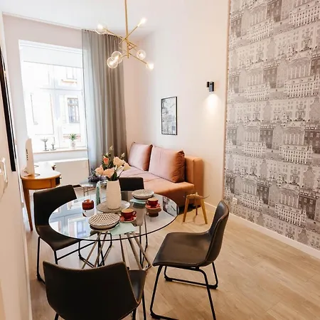 Delux Oldtown Kochanowskiego 30 Apartament *