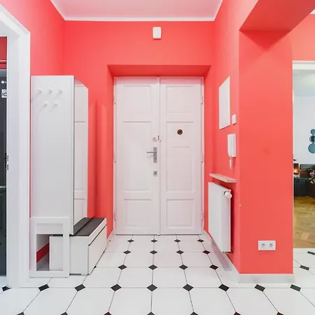 Apartment Modern Urban Escape - Old Town - By Upstairs Krakow