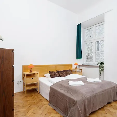 Pijarska By Renters