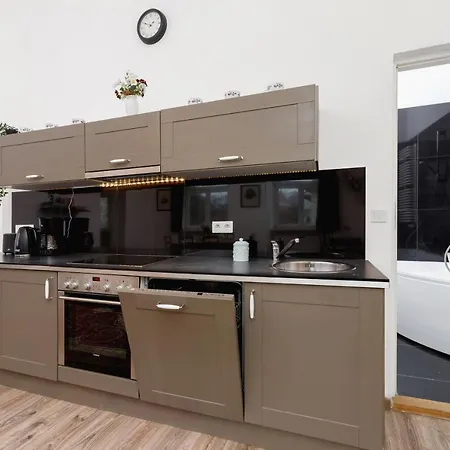 Pijarska By Renters Apartament