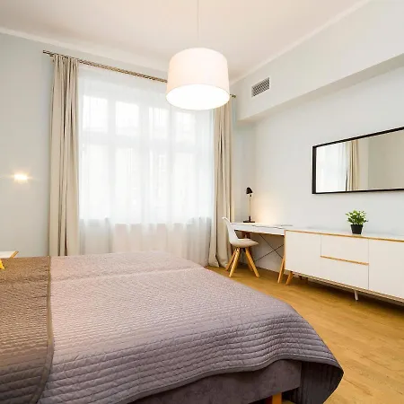 Apart Otel Riverside Cracow 3*