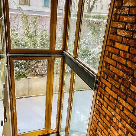 Zwierzyniecka Lofts With Patio, Cracow Heart Old Town Apartment