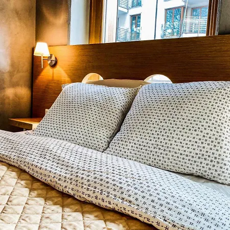 Apartment Zwierzyniecka Lofts With Patio, Cracow Heart Old Town Krakow