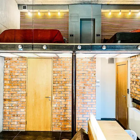 Zwierzyniecka Lofts With Patio, Cracow Heart Old Town Apartment