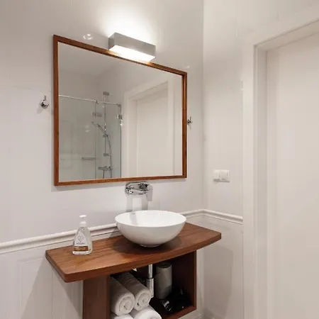 W Sercu Krakowa Aparthotel 3*