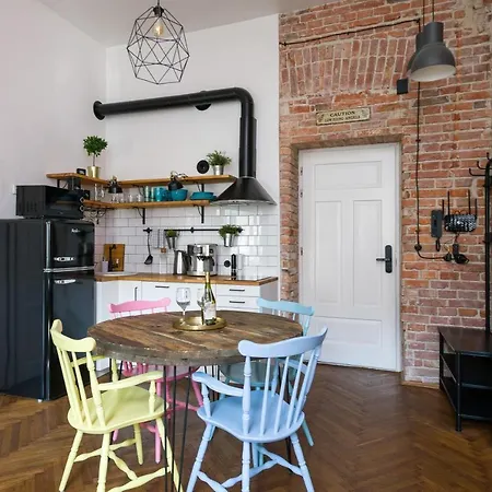 Discover Loft Near Main Station Netflix Apartment Krakow
