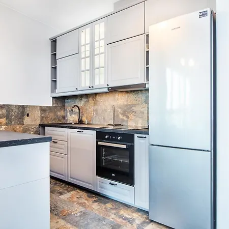 Apartment Mogilska Tower Near Tauron Arena By Inpoint - Free Underground Parking *