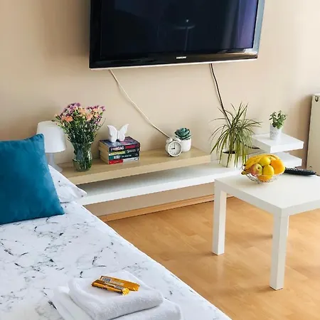 Bertom Czerwone Maki Apartment *