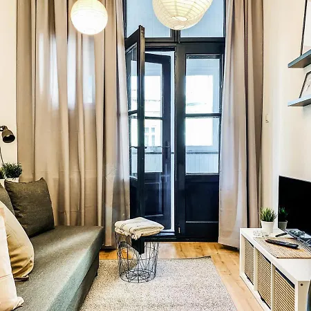 Cozy In The Heart Of Jewish District Apartmán