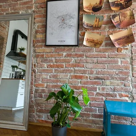 Discover Loft Near Main Station Netflix Apartment