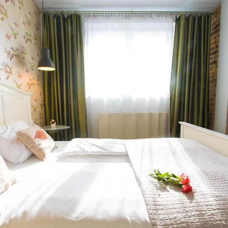Krupnicza Modern Old Town - By Upstairs Apartment *