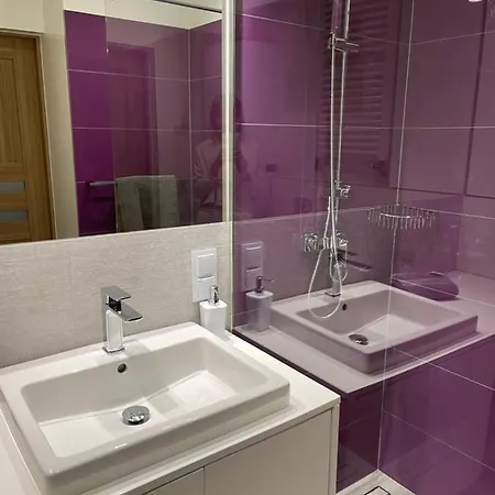 Secret Garden - Wonderful City Centre - Ground Floor - Quiet Location *