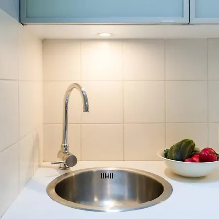 Apartment Cupcake 2 Bedroom Loft Apt In Location!