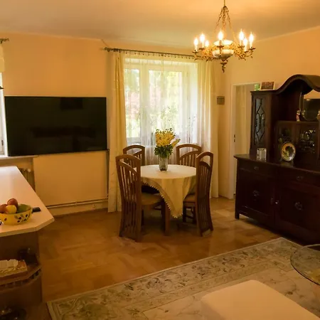 Apartament Parkowy Apartment *
