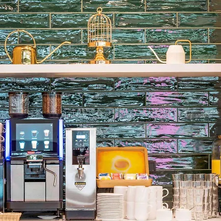 Ibis Styles East Szálloda 3*
