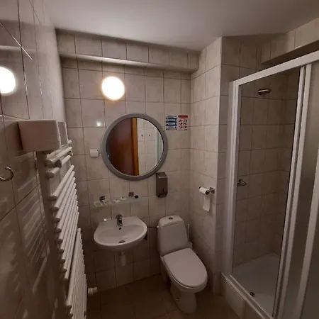 Hostel Ds Za Kolumnami *