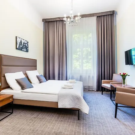 Old Town Aparthotel