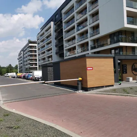 Apartament Arena No. 91 ホームステイ
