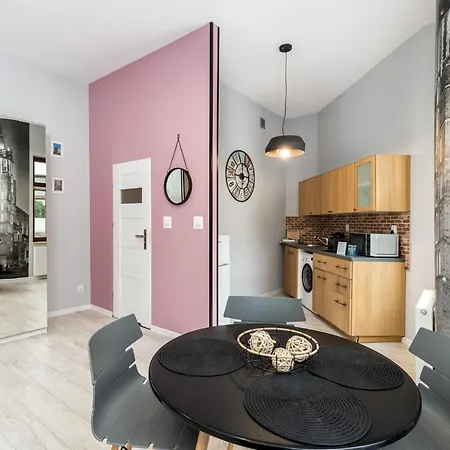 Z14 Boutique - Old Town Aparthotel