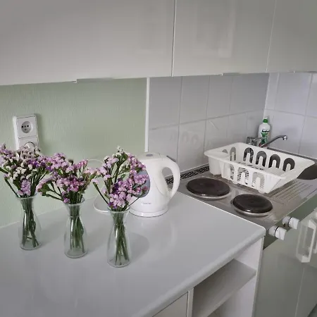 St. Apartment *